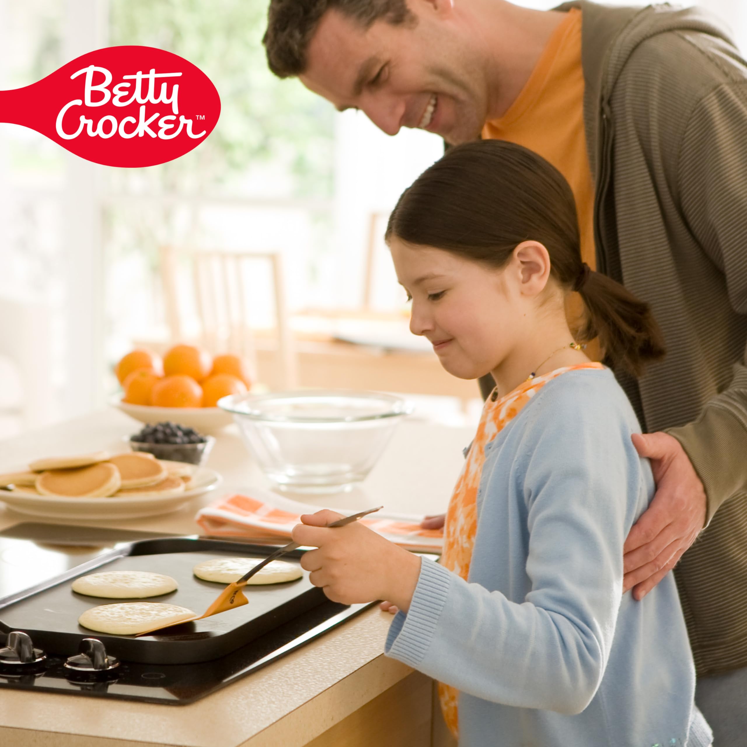 Betty Crocker Bisquick Shake 'n Pour, Buttermilk Pancake Mix, 5.1 oz - Image 8